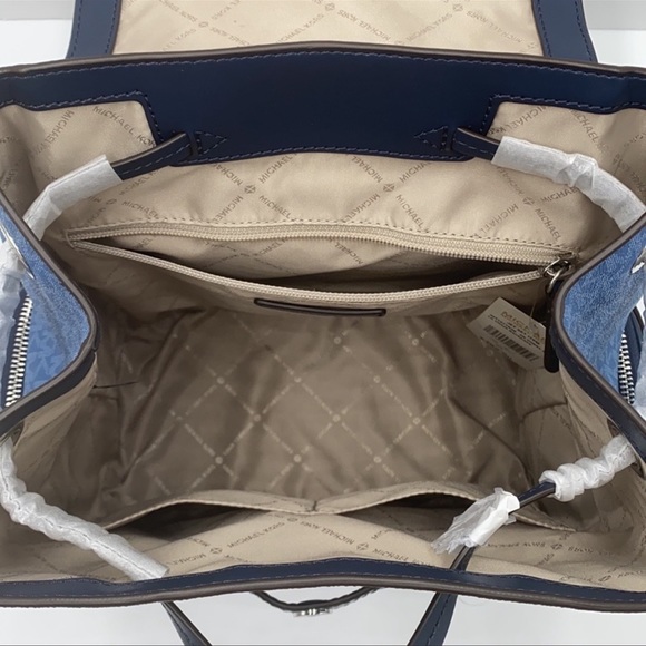 MICHAEL KORS LG CHAIN BACKPACK & SM TZ COINPOUCH - Picture 15 of 16